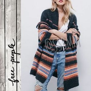 Free People 🔥 89% Alpaca grey cardigan